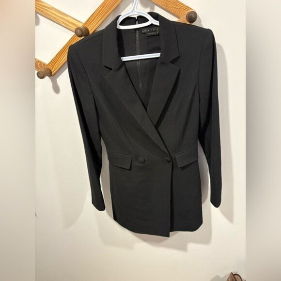 Alice + Olivia KYRIE TUXEDO SKORT ROMPER - Picture 10 of 13